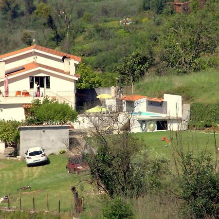 Retiro Na Natureza Casa Com Piscina Digueifel Exteriör bild