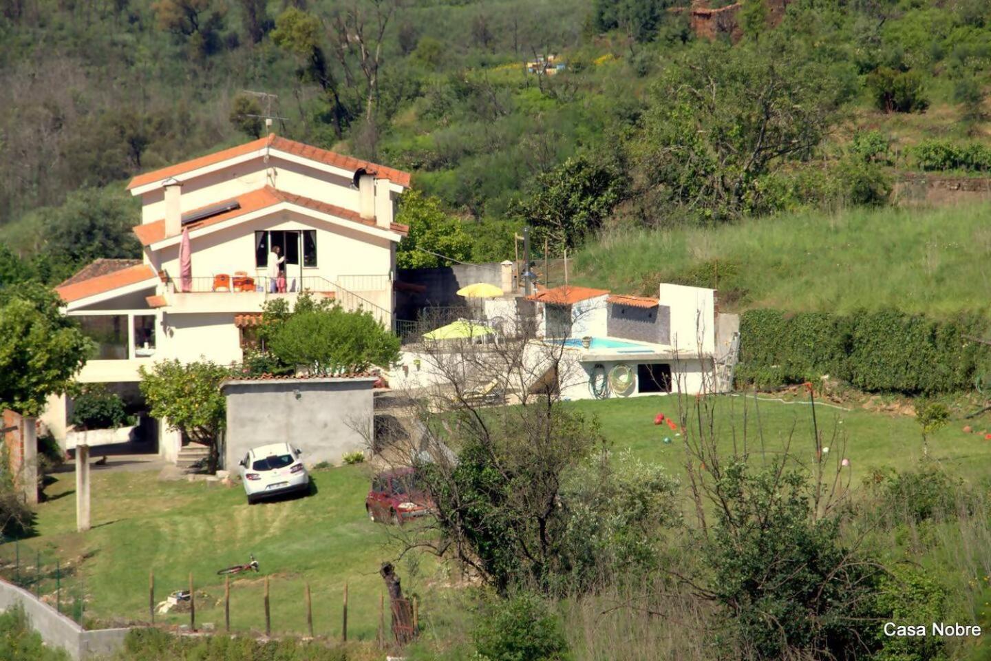 Retiro Na Natureza Casa Com Piscina Digueifel Exteriör bild